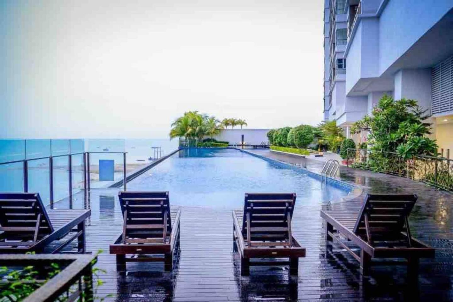 Silverscape Seaview Residence Melaka Екстер'єр фото