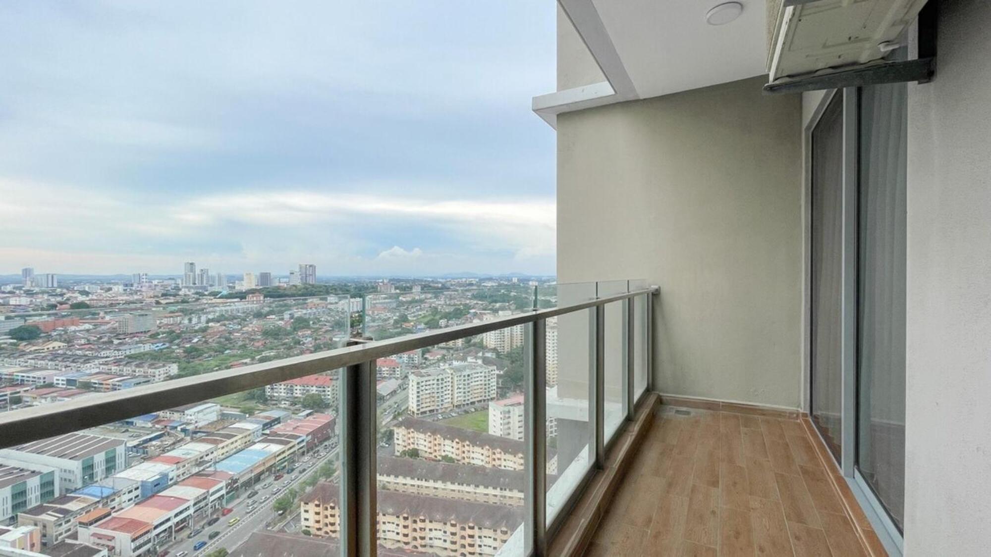 Silverscape Seaview Residence Melaka Екстер'єр фото